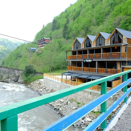 Resort Oezden Camlihemsin